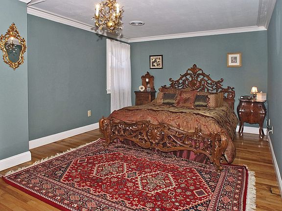 Spacious Master Bedroom