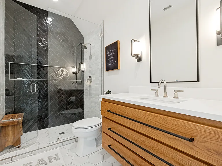 4309 Stanford Ave — Photo 24