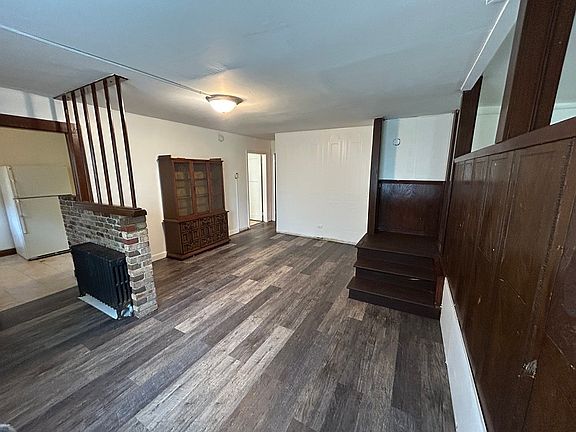 2nd image of 13930 Lauerman St #C1