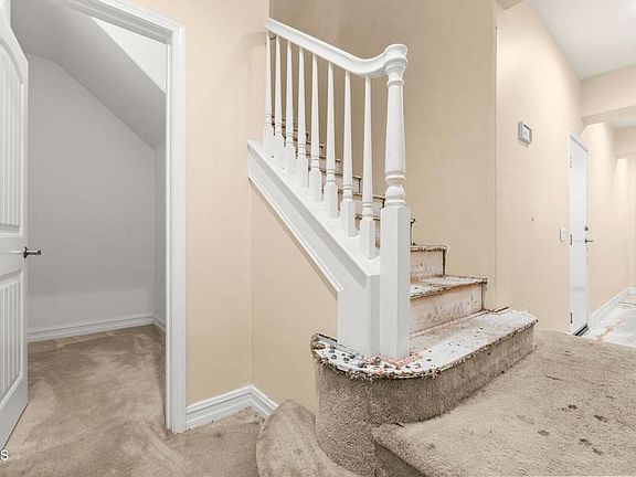 4th image of 1408 Windshore Way