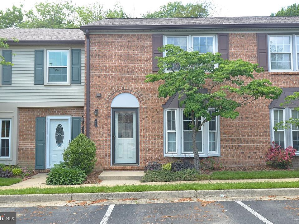 1st image of 5706 Independence Cir