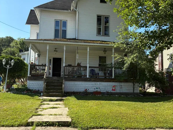 302 South St, Ridgway, PA 15853