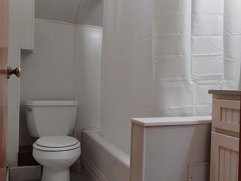Upstairs Bathroom