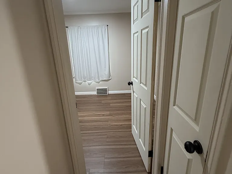 25428 Hopkins St — Photo 7