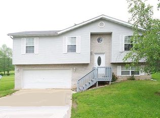 300 Arrowhead Dr, Troy, IL