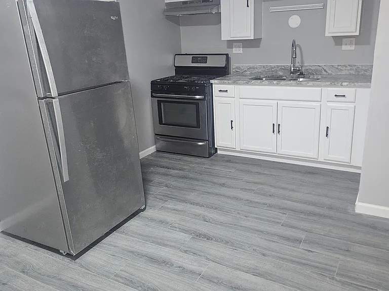 2892 E 11th Ave #A — Photo 1