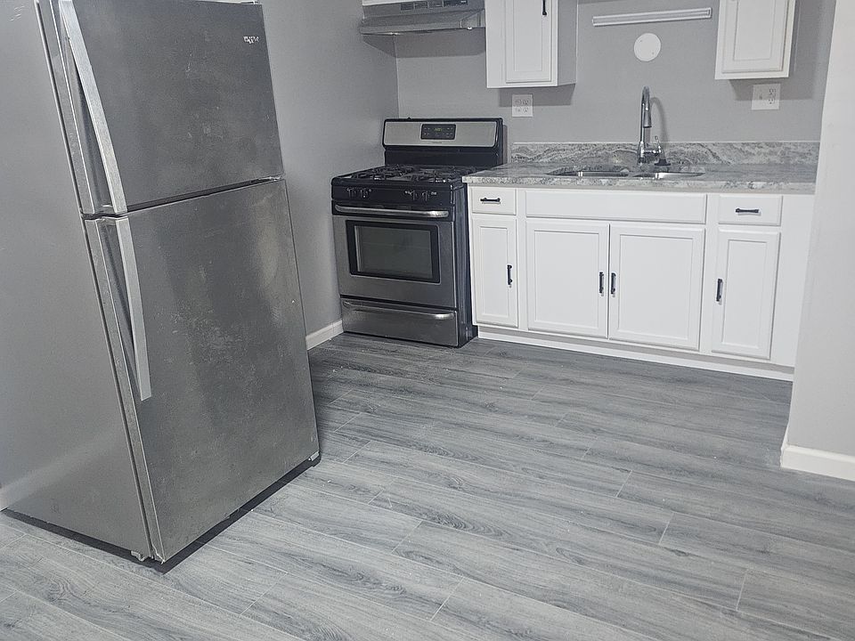 1st image of 2892 E 11th Ave #A