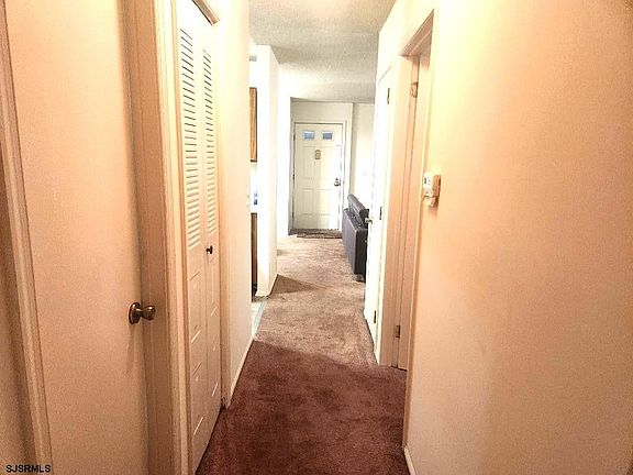 2nd image of 46 Liberty Ct #46
