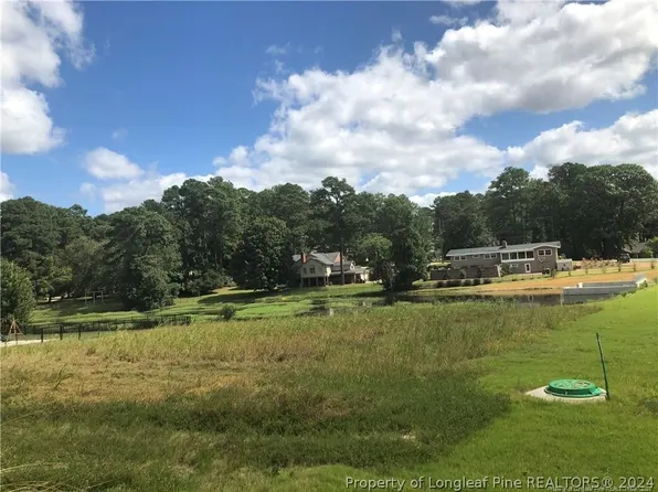 Mirror Lake Dr, Fayetteville, NC 28303