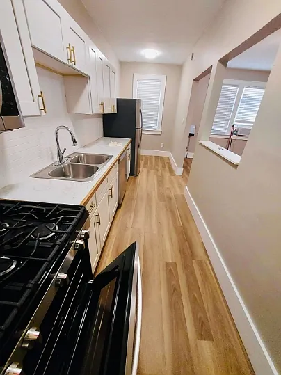 2 bed, 850 sqft, $1,500 — Photo 1