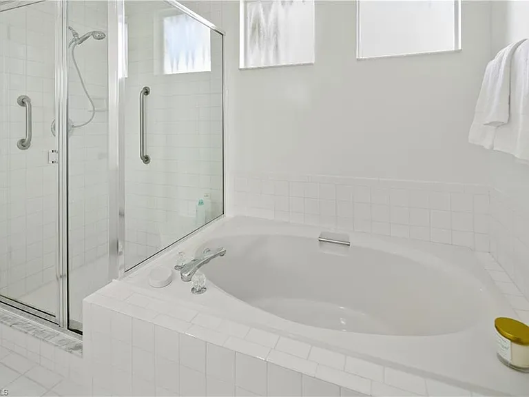 784 Willowbrook Dr #607 — Photo 9