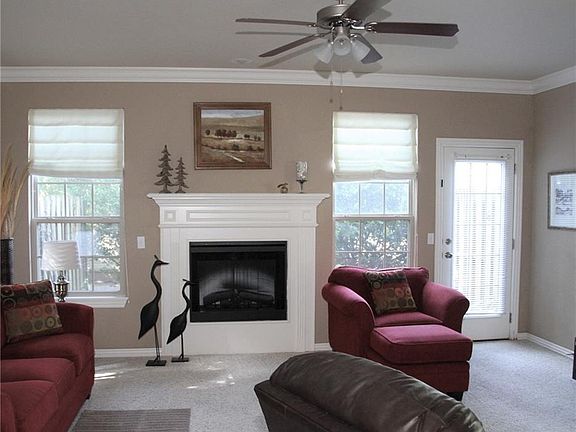 3rd image of 2482 E Kantz Ln N