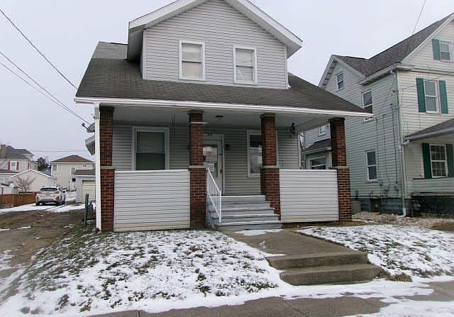 1st image of 1015 Adams St
