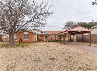 10 Holliday Cir, Holliday, TX 76366