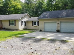 4421 Birch Ln, Vassar, MI 48768