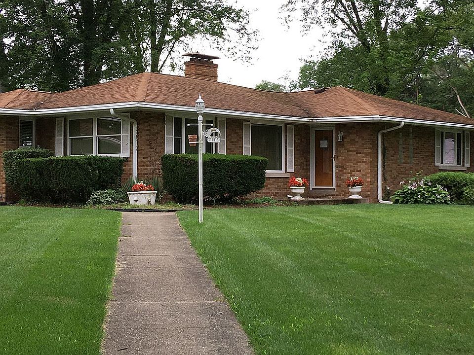 1st image of 2109 W Indiana Ave