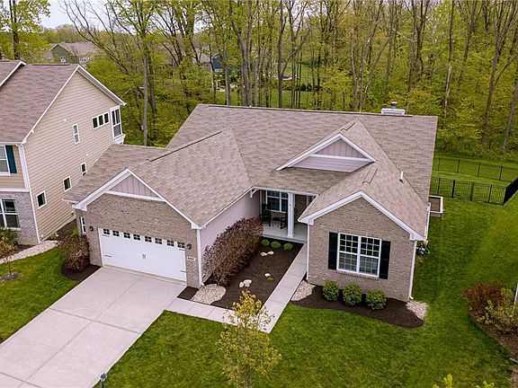 2nd image of 6437 Silver Maple Way