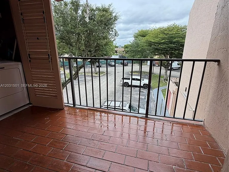 13701 Kendale Lakes Cir #B-308 — Photo 9