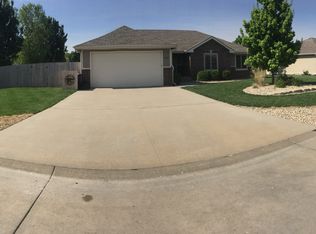 4063 Bald Eagle Dr, Manhattan, KS 66502