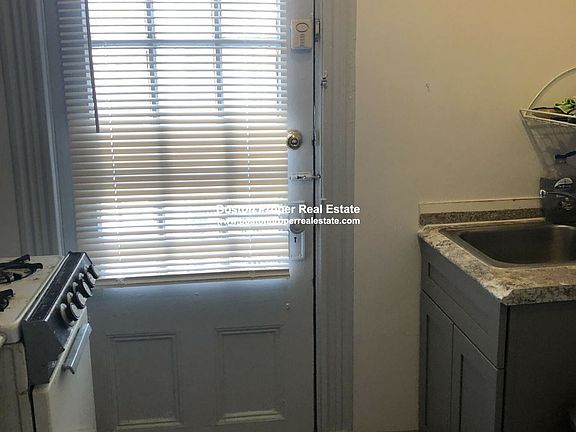 56 Charlesgate East #137 Boston - Fenway Unit Photo 4