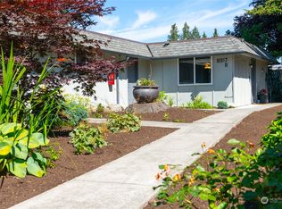 8017 214th Pl SW, Edmonds, WA 98026