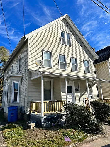 4 Stanton Ave #2 Photo 1