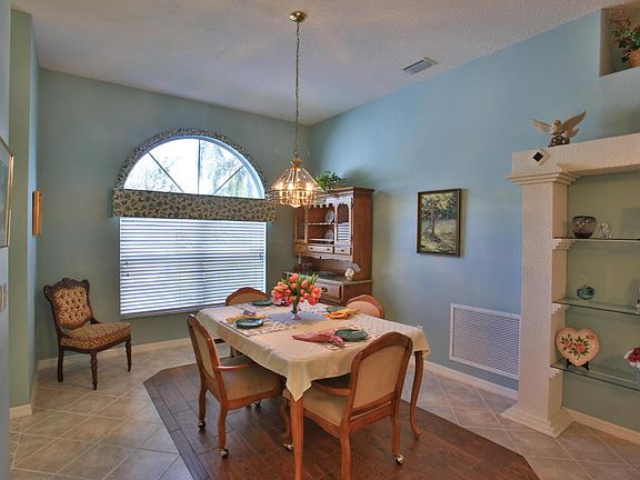5th image of 1410 Florida Moss Ln