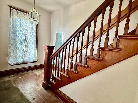 2nd image of 508 N Rowley St
