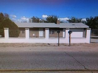 10261 Locust Ave, Hesperia, CA 92345