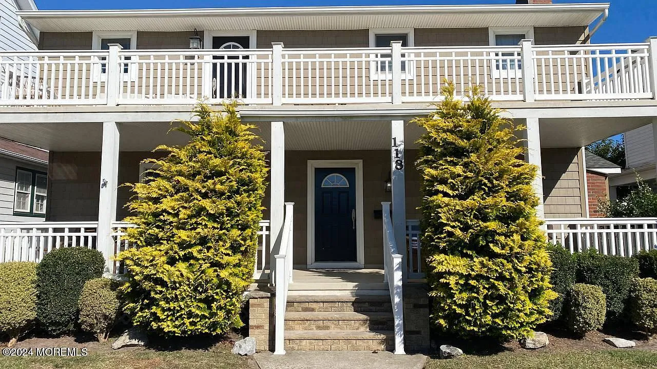 2 bed, $3,600 — Photo 1