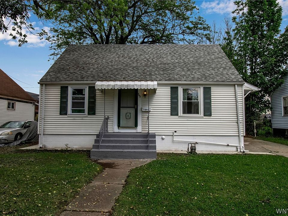 1st image of 342 Hastings Ave