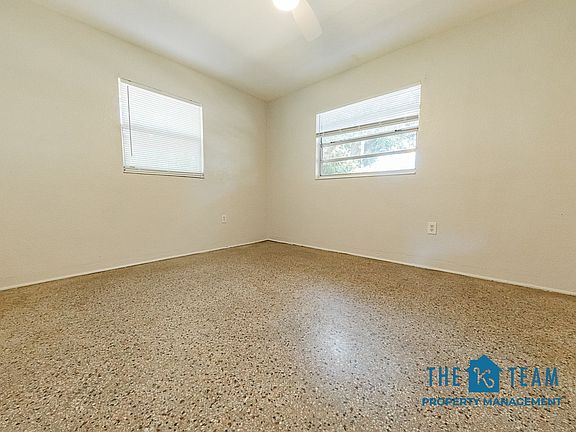 5th image of 985 Childs Ave #995