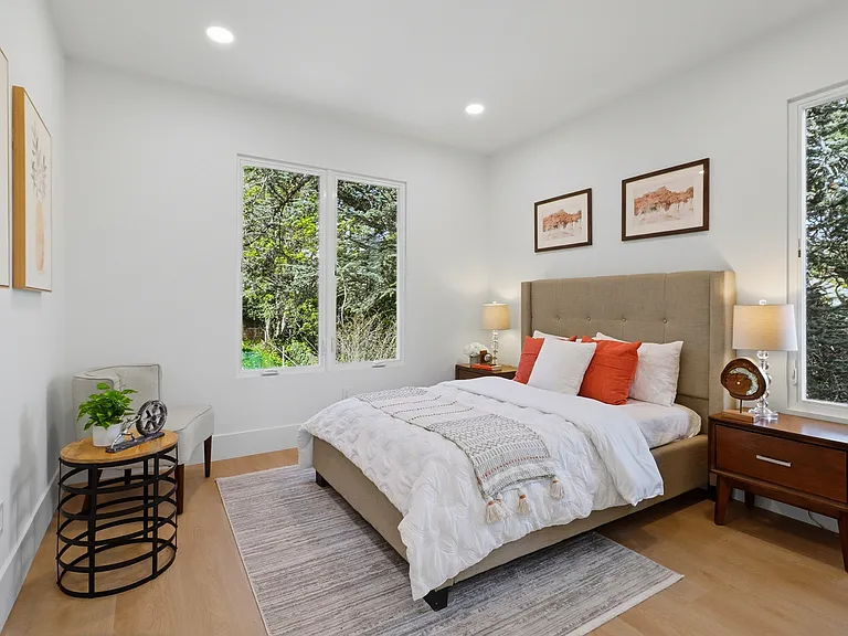 21 Cambridge Way — Photo 29