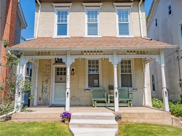 707 Howertown Rd, Catasauqua, PA 18032