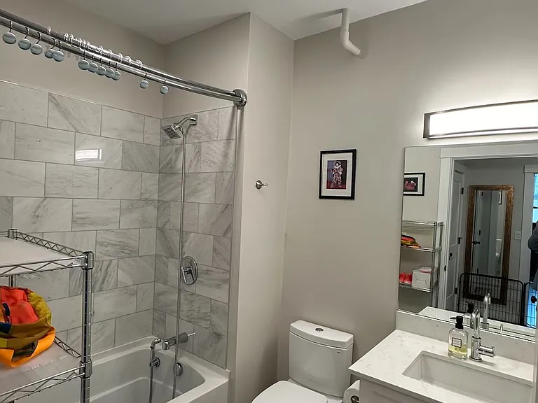 305 Webster Ave — Photo 5