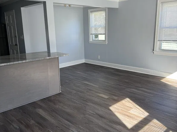 42 Favre St Floor 2, Mattapan, MA 02126