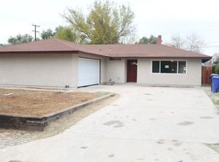 9730 Dumond Dr, Bloomington, CA 92316