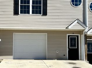 35 Kimberley St, Staunton, VA 24401