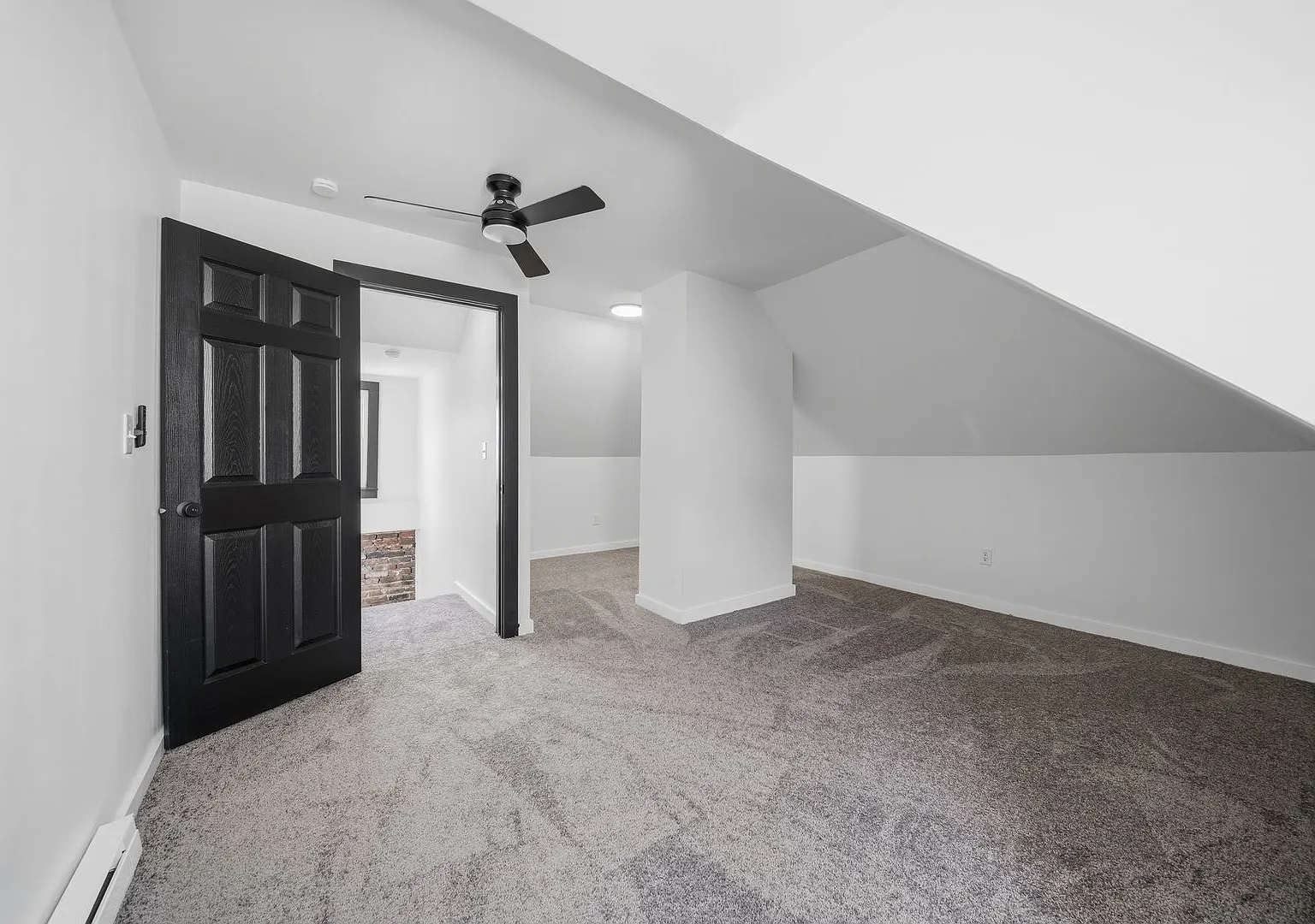 256 East Meyers — Photo 3