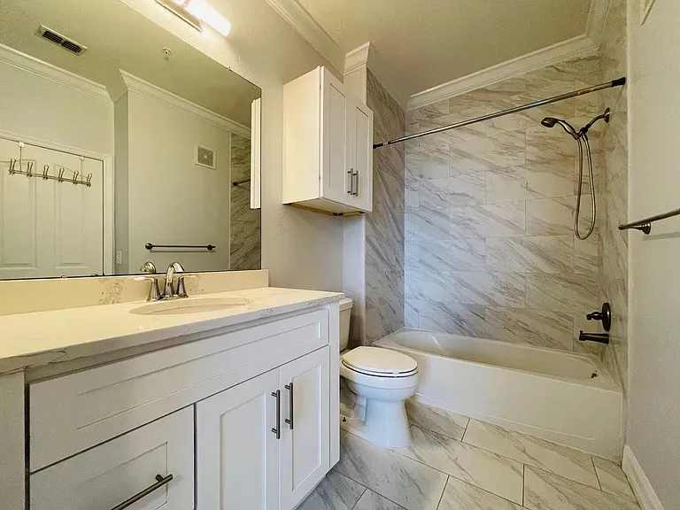 6117 Metrowest Blvd — Photo 28