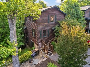 813 Spirit Loop Way, Gatlinburg, TN 37738