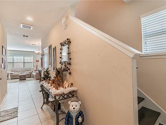 3rd image of 68 Zamora Pl