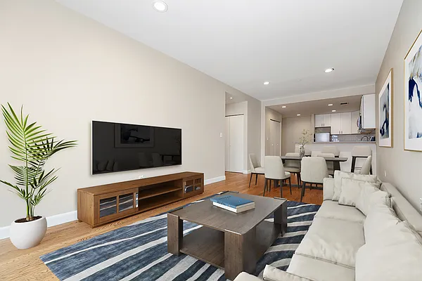 Rented by REAL New York | media 2