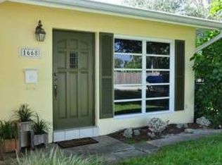 1668 NE 40th St, Oakland Park, FL 33334