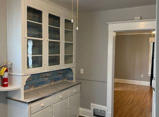 728 18th Ave #A, Moline, IL 61265