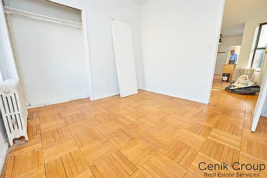 Rented by Genik Group Corp