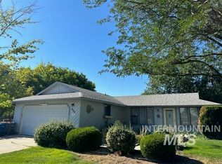 2418 Crystal Ct, Nampa, ID 83687