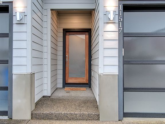 2nd image of 11517 NE 124th Pl