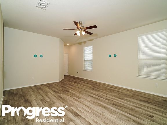4th image of 147 Cobb Branch Dr
