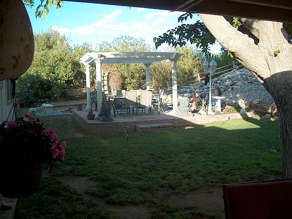 5th image of 17666 Lakespring Ave